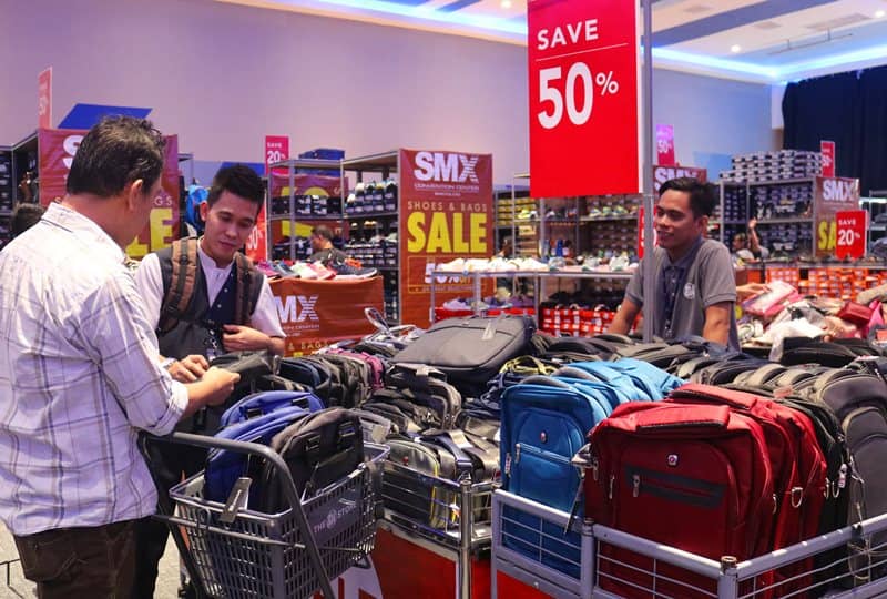 Christmas Shopping Tips | SMX Shoes and Bags Sale