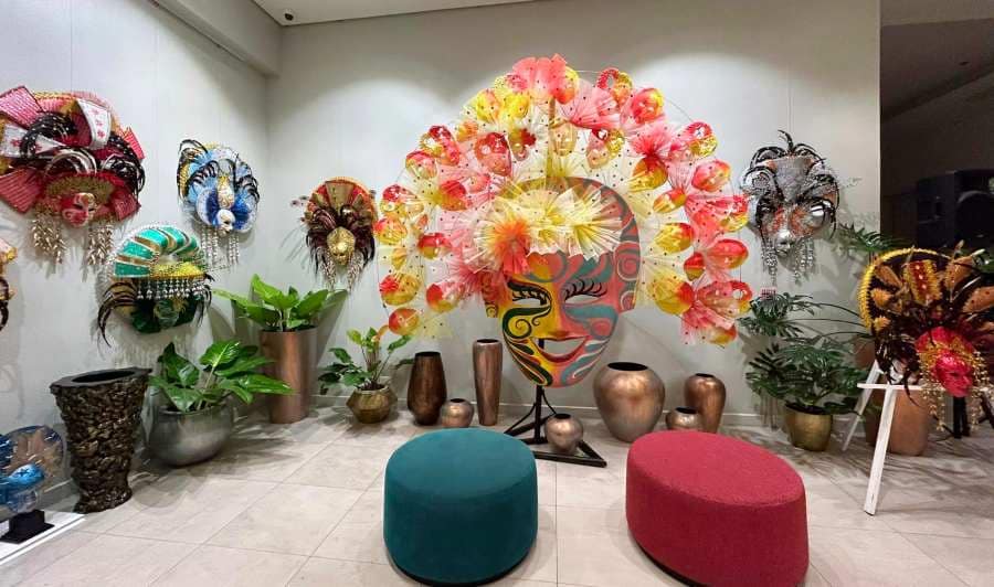 Festive Faces by Jojo Vito